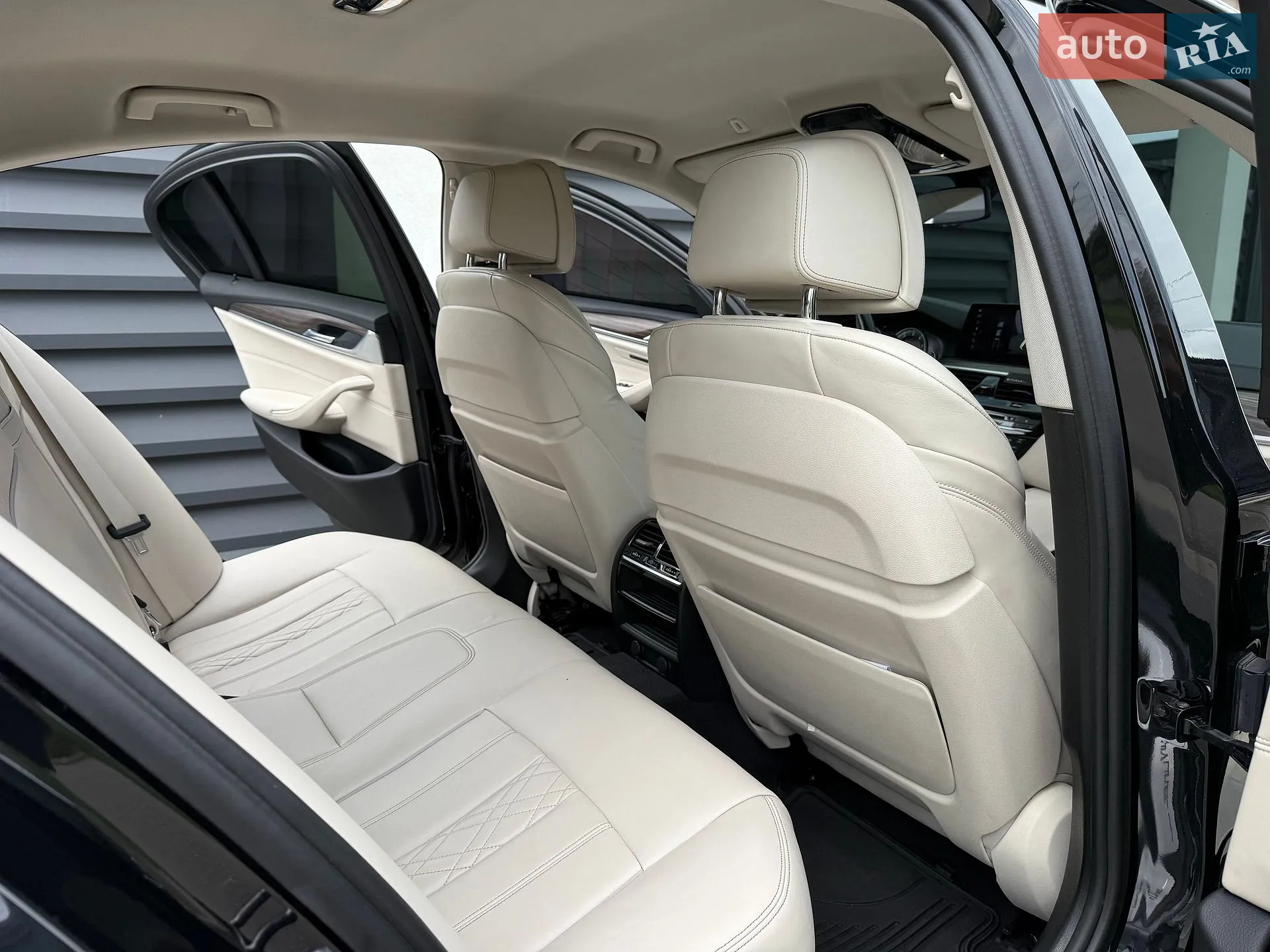2017 BMW 5er - мініатюра 28
