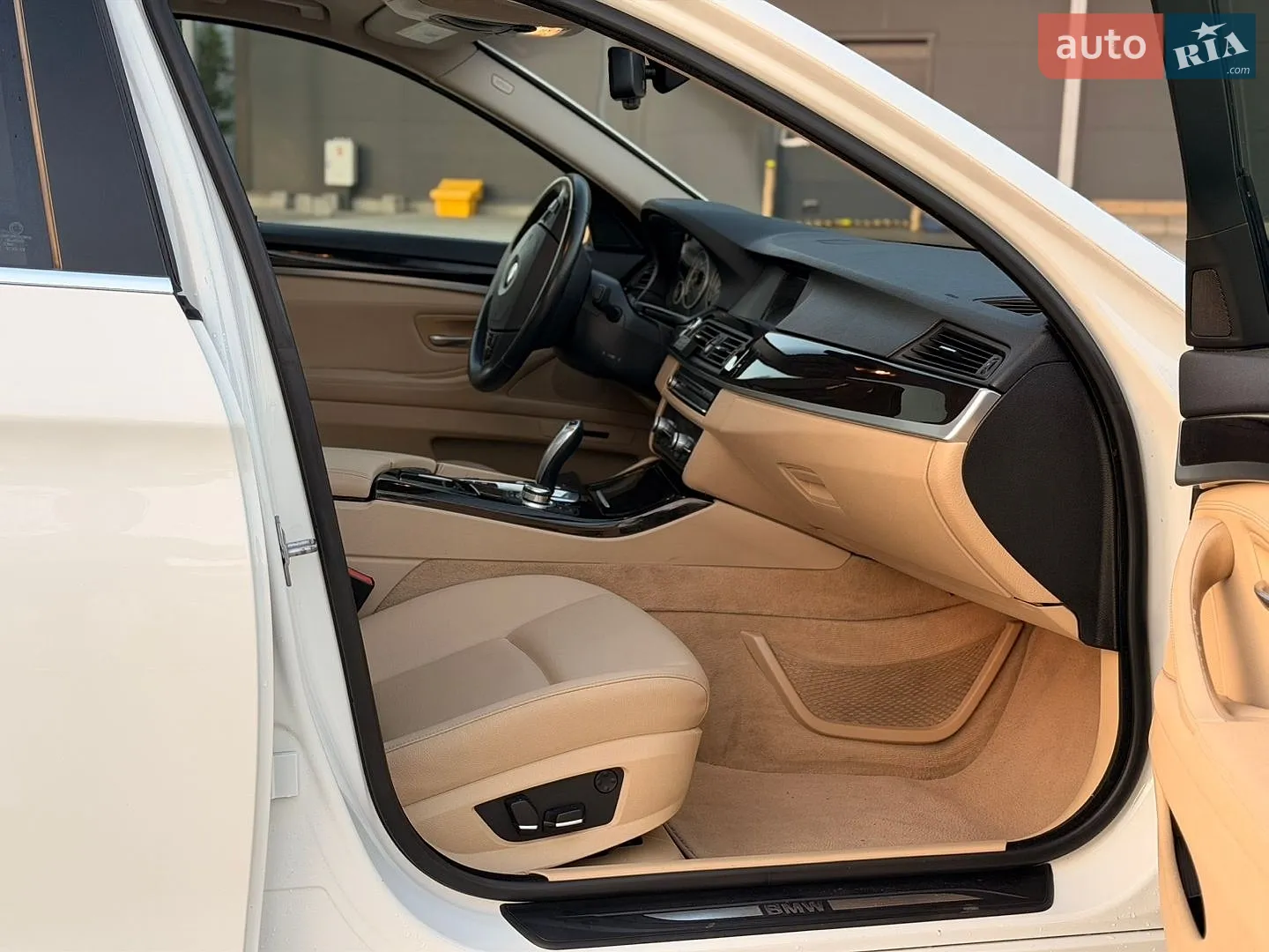2013 BMW 5er - мініатюра 26