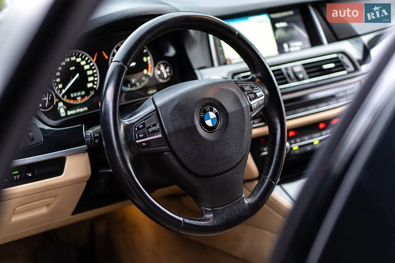 2013 BMW 5er - мініатюра 13