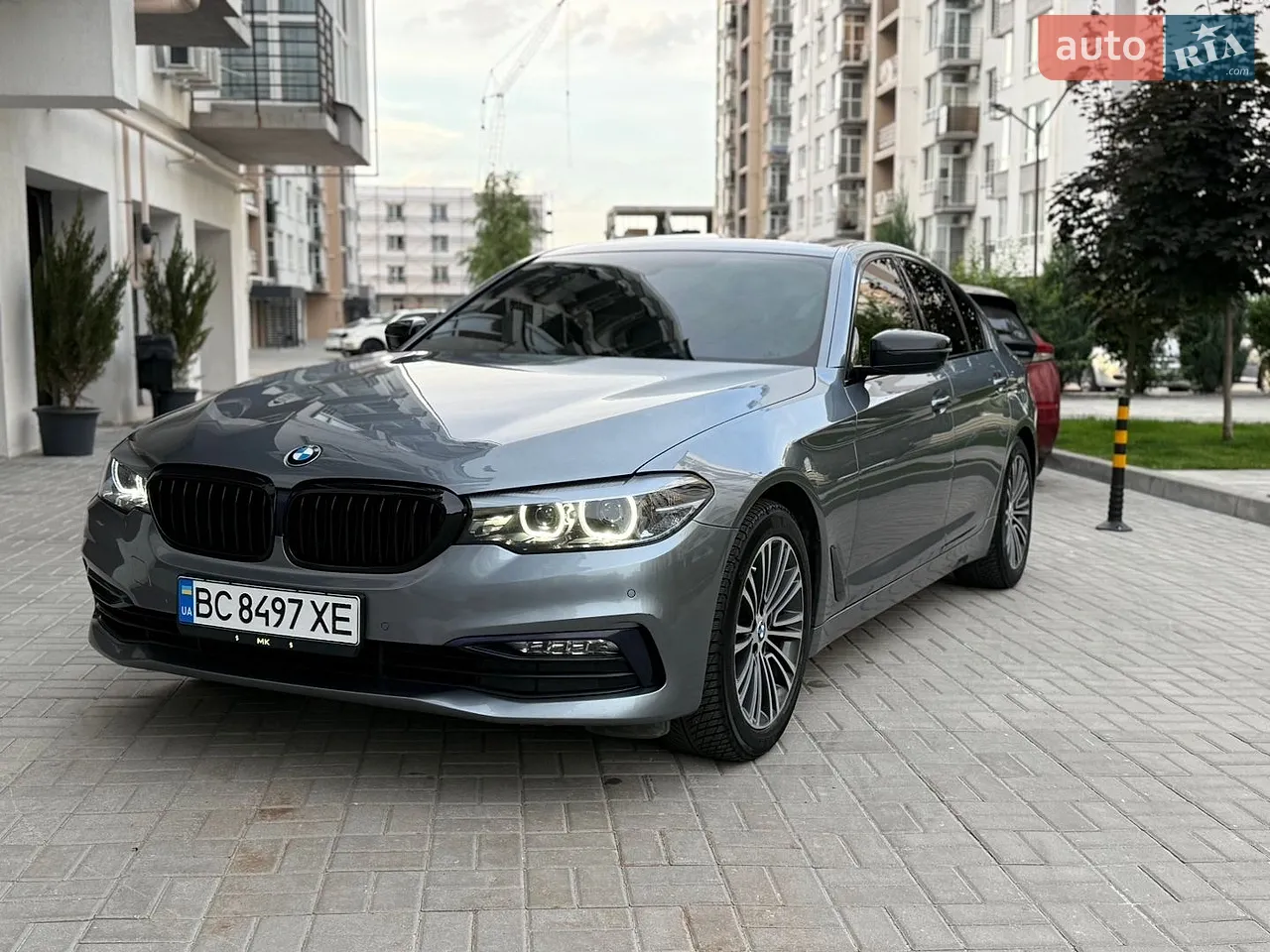 2016 BMW 5er - мініатюра 23