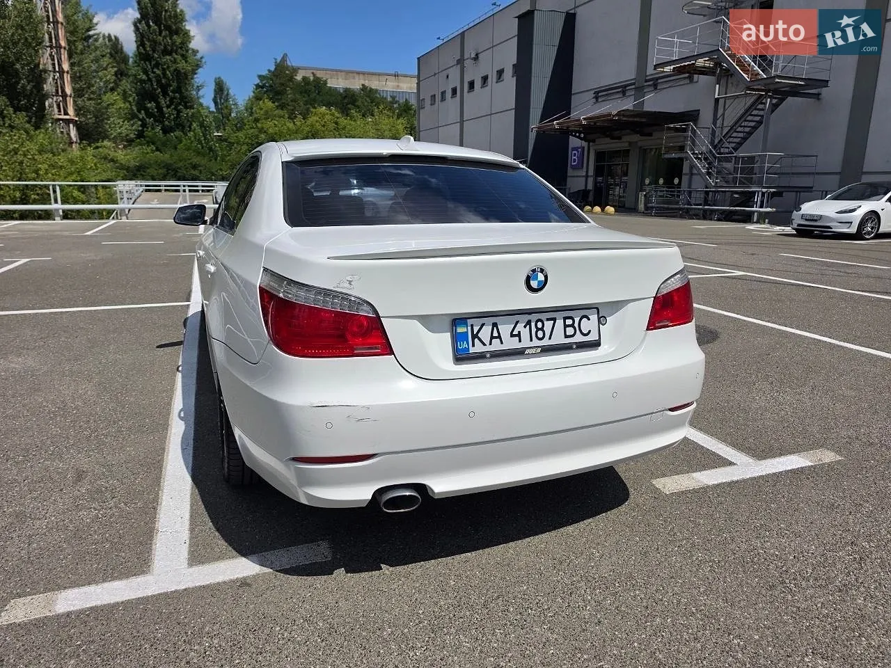 2010 BMW 5er - мініатюра 21