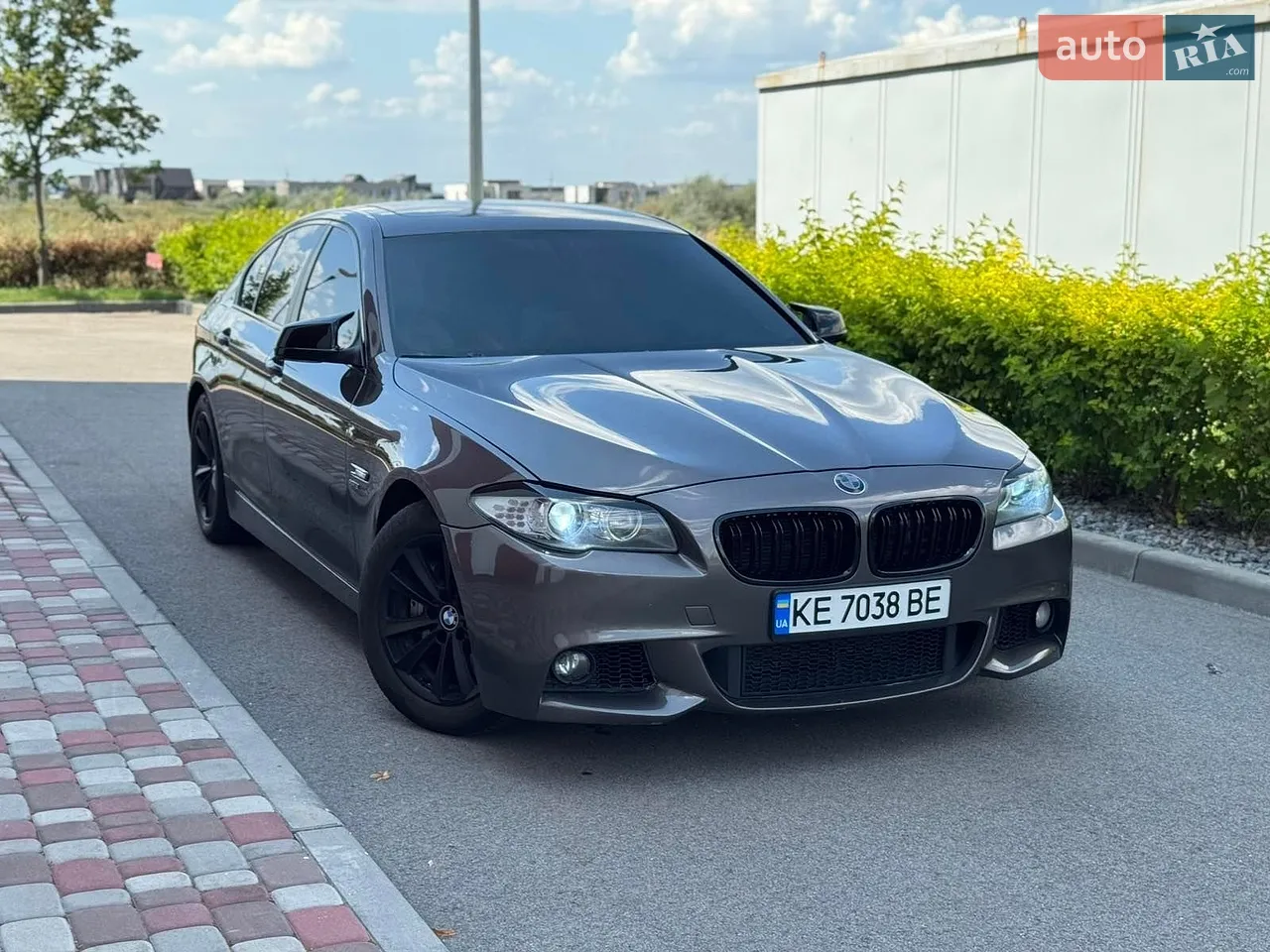2011 BMW 5er - мініатюра 14