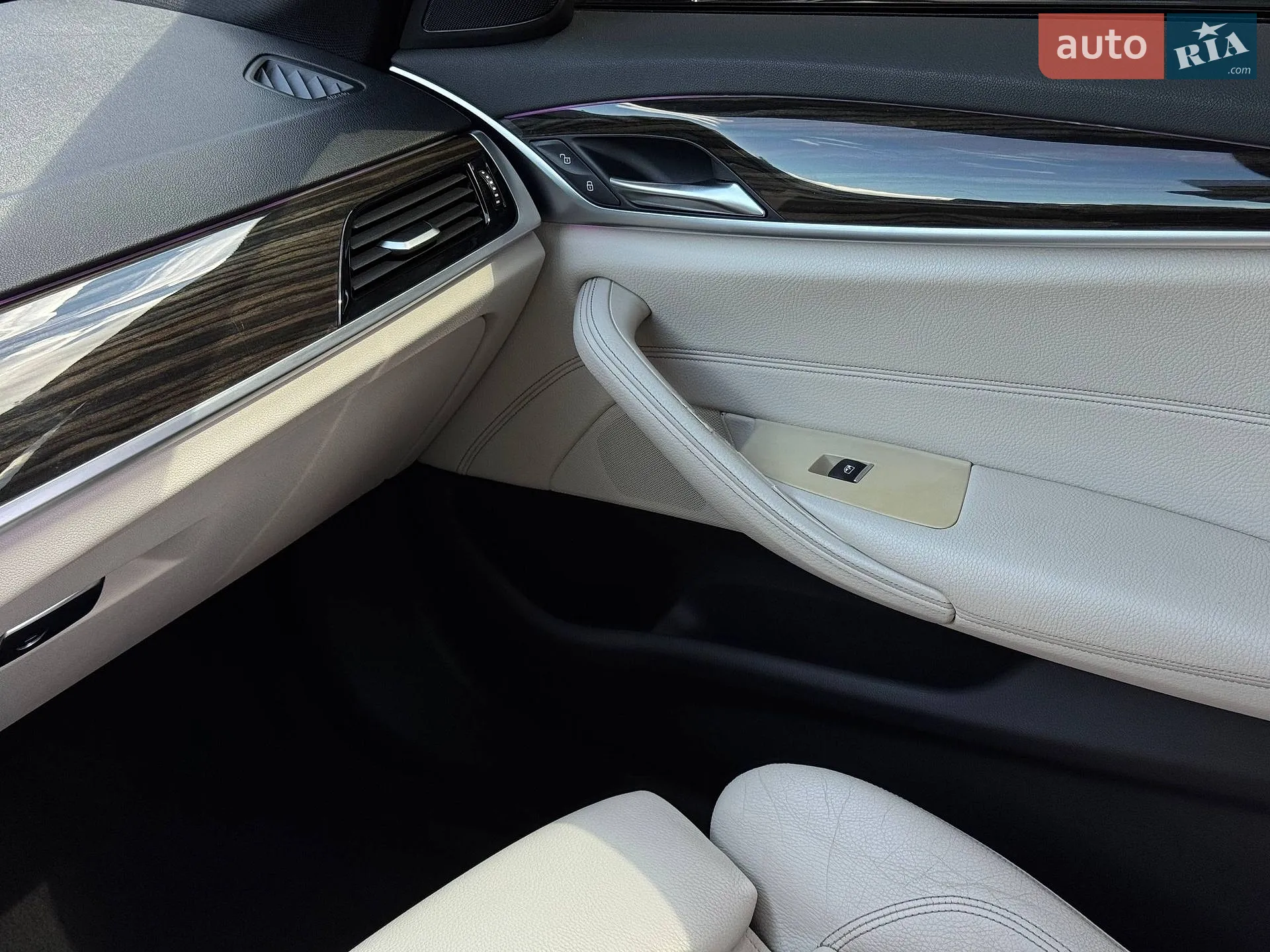 2017 BMW 5er - мініатюра 67