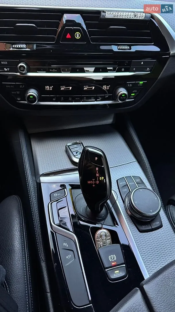 2018 BMW 5er - мініатюра 10