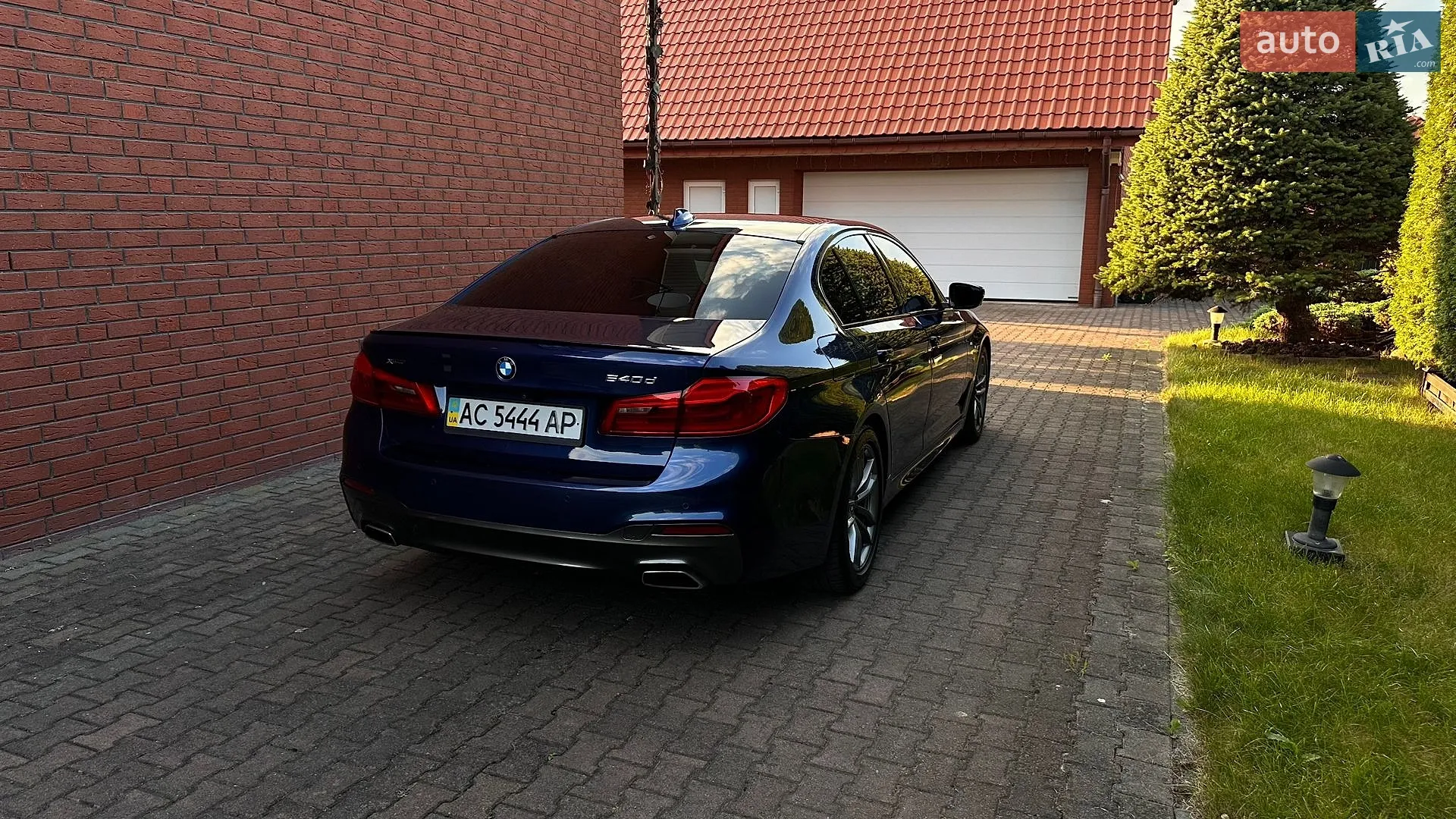 2018 BMW 5er - мініатюра 2
