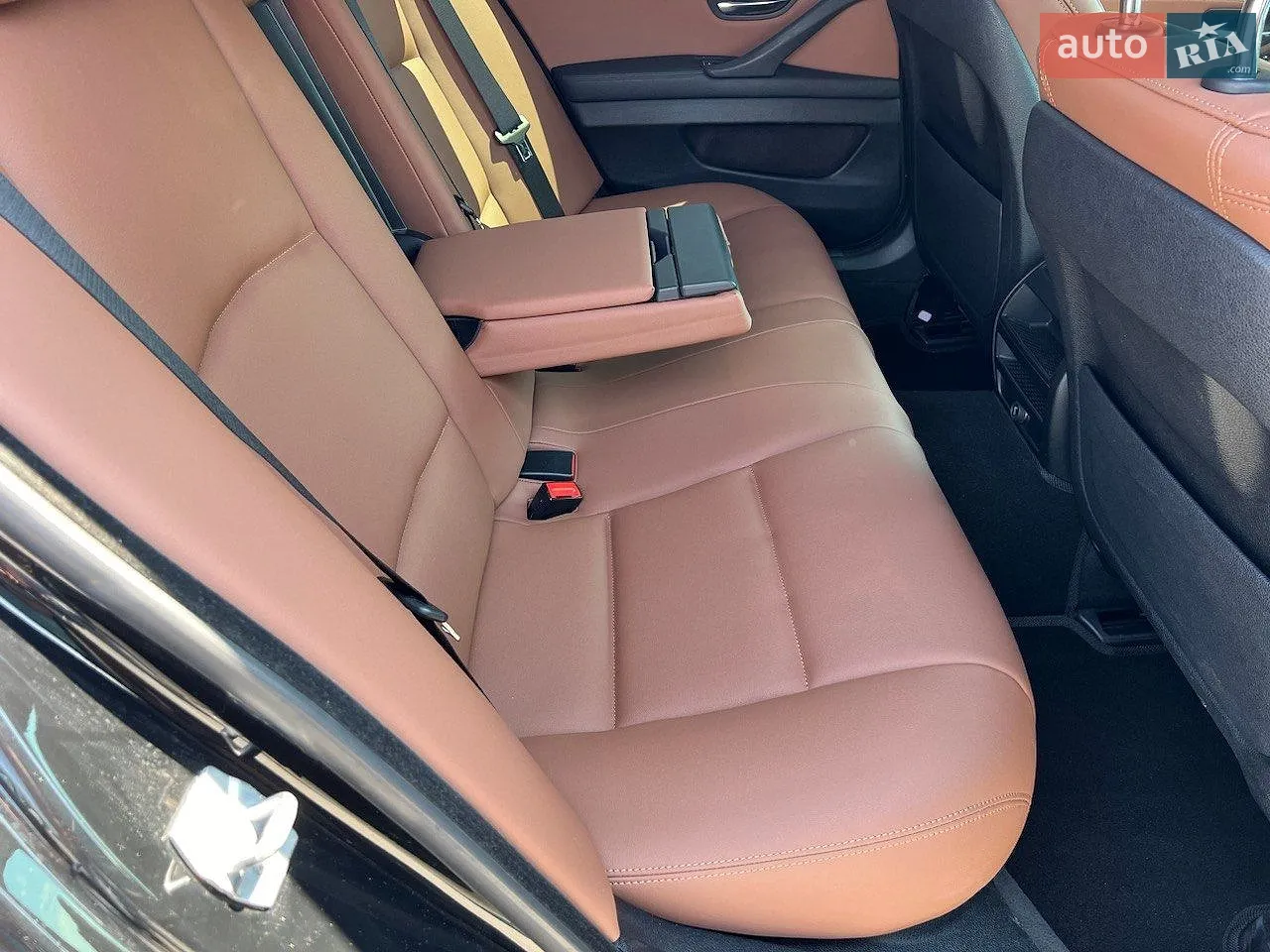2016 BMW 5er - мініатюра 28