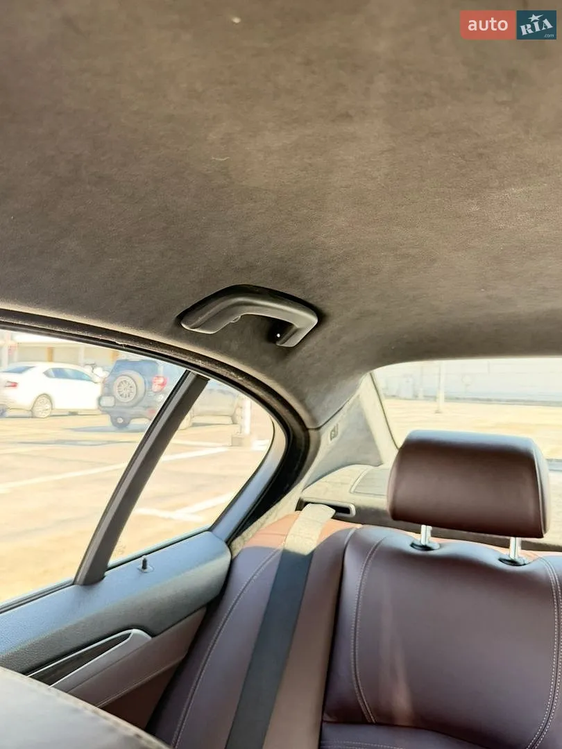 2016 BMW 5er - мініатюра 17