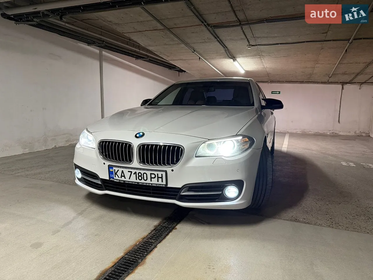 2016 BMW 5er - мініатюра 26