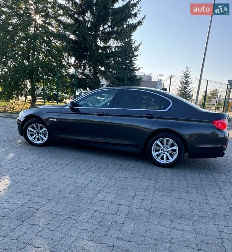 2010 BMW 5er - мініатюра 11
