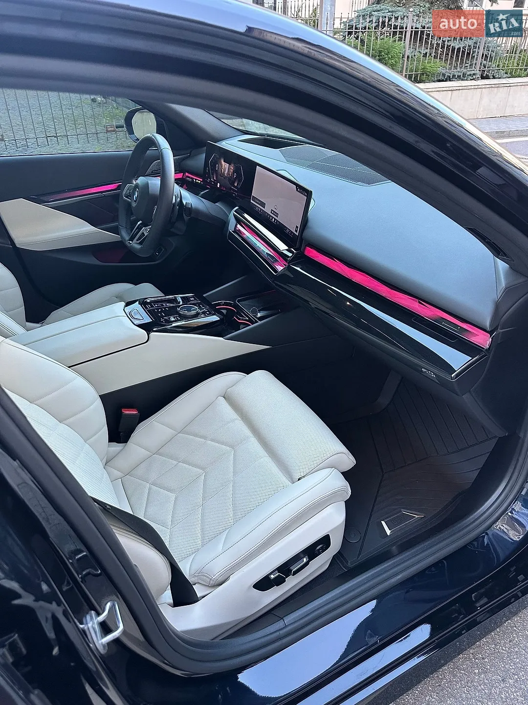 2024 BMW 5er - мініатюра 23