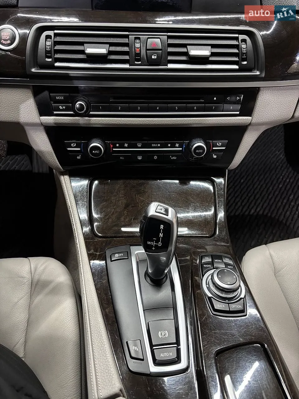 2010 BMW 5er - мініатюра 3