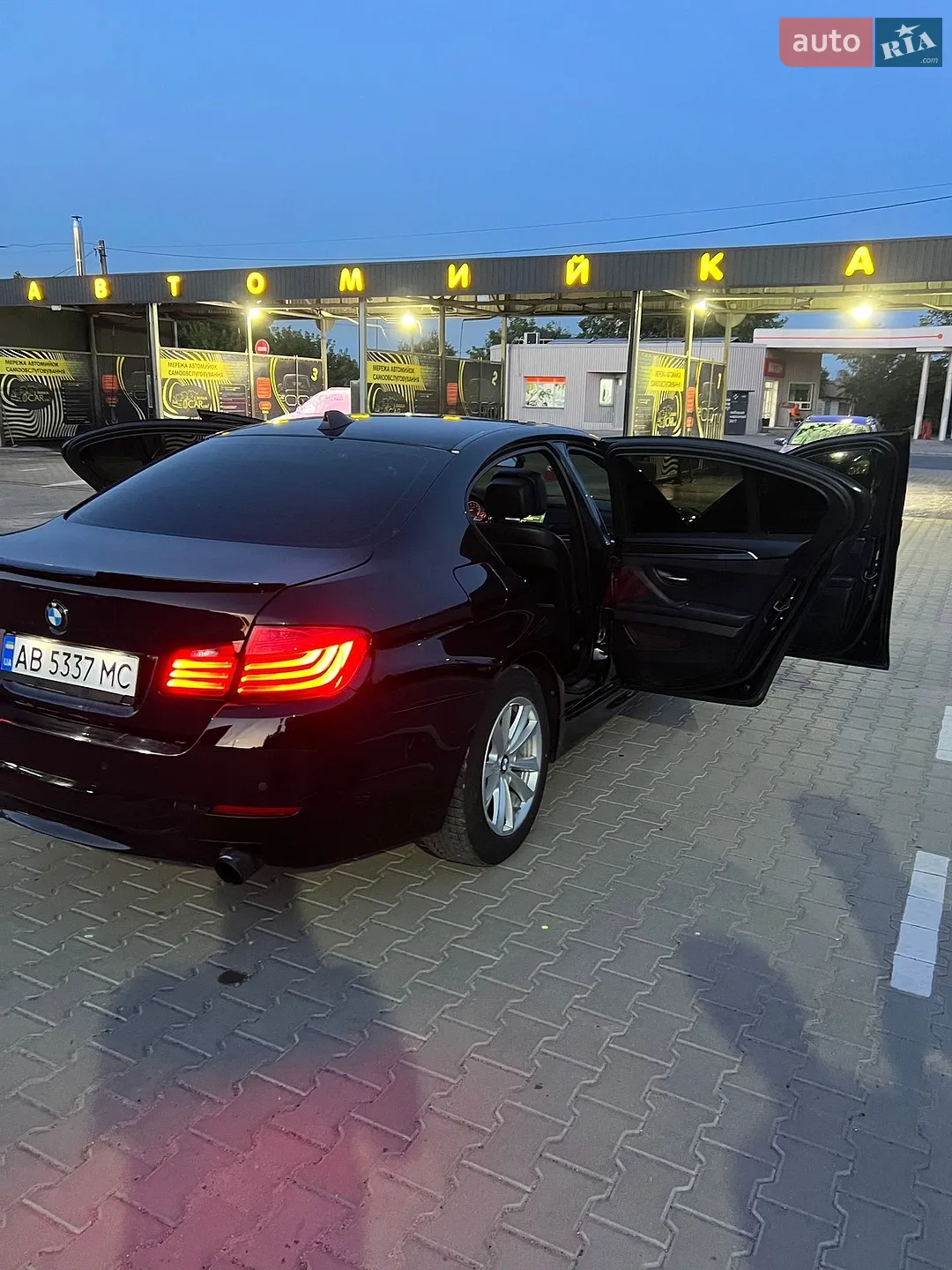 2012 BMW 5er - мініатюра 9