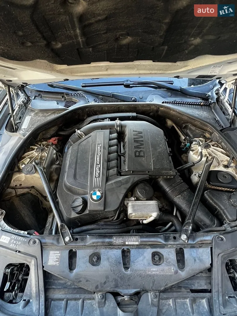 2011 BMW 5er - мініатюра 9