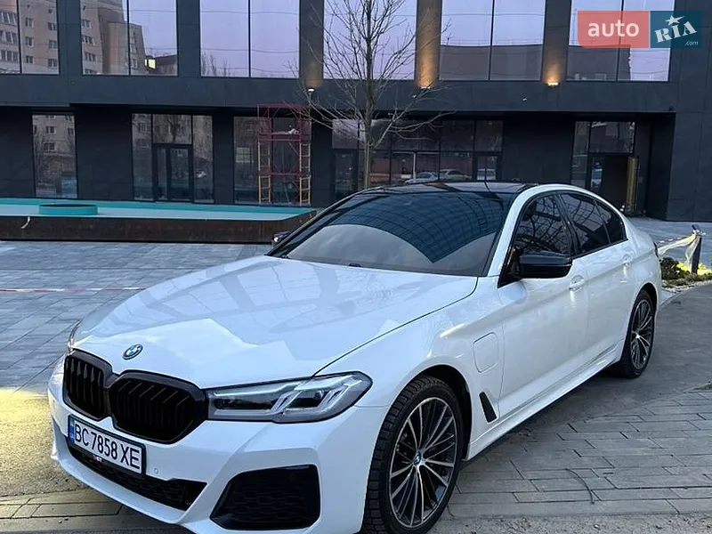 BMW 5 Series 2023