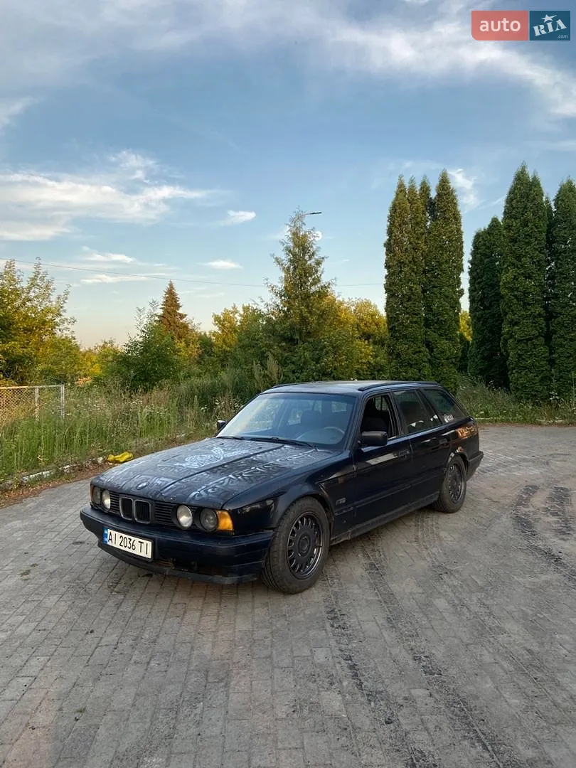 BMW 5 Series 2012 VIN WBAFW11070DY53885 фото оголошення 3 з 20