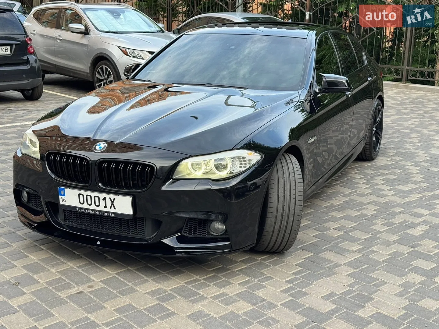 2012 BMW 5er - мініатюра 2
