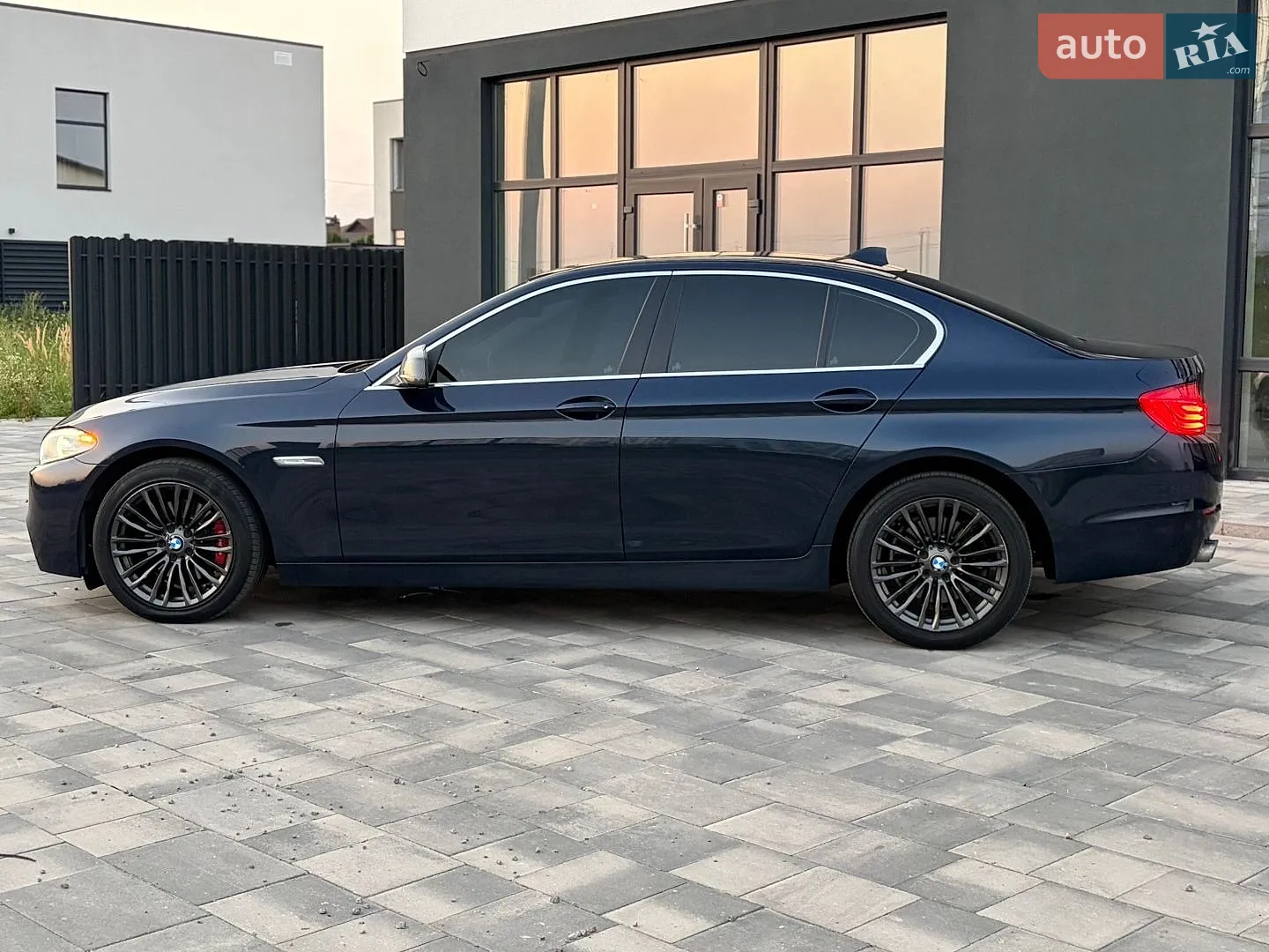 2011 BMW 5er - мініатюра 7