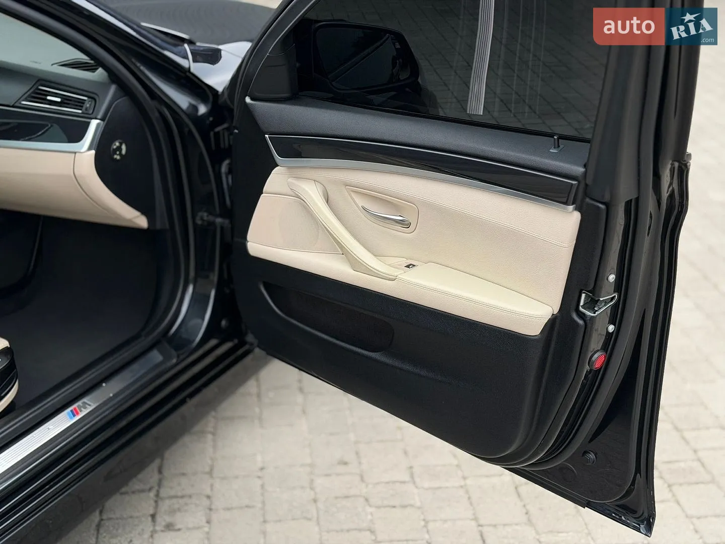 2012 BMW 5er - мініатюра 13