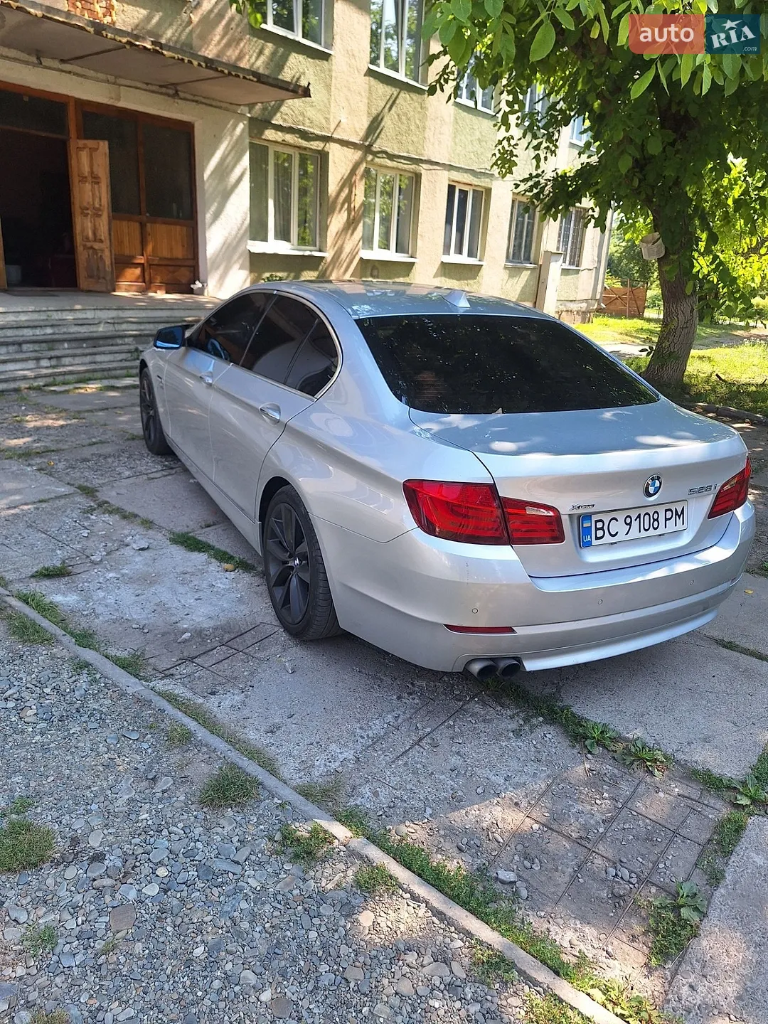 2011 BMW 5er - мініатюра 11