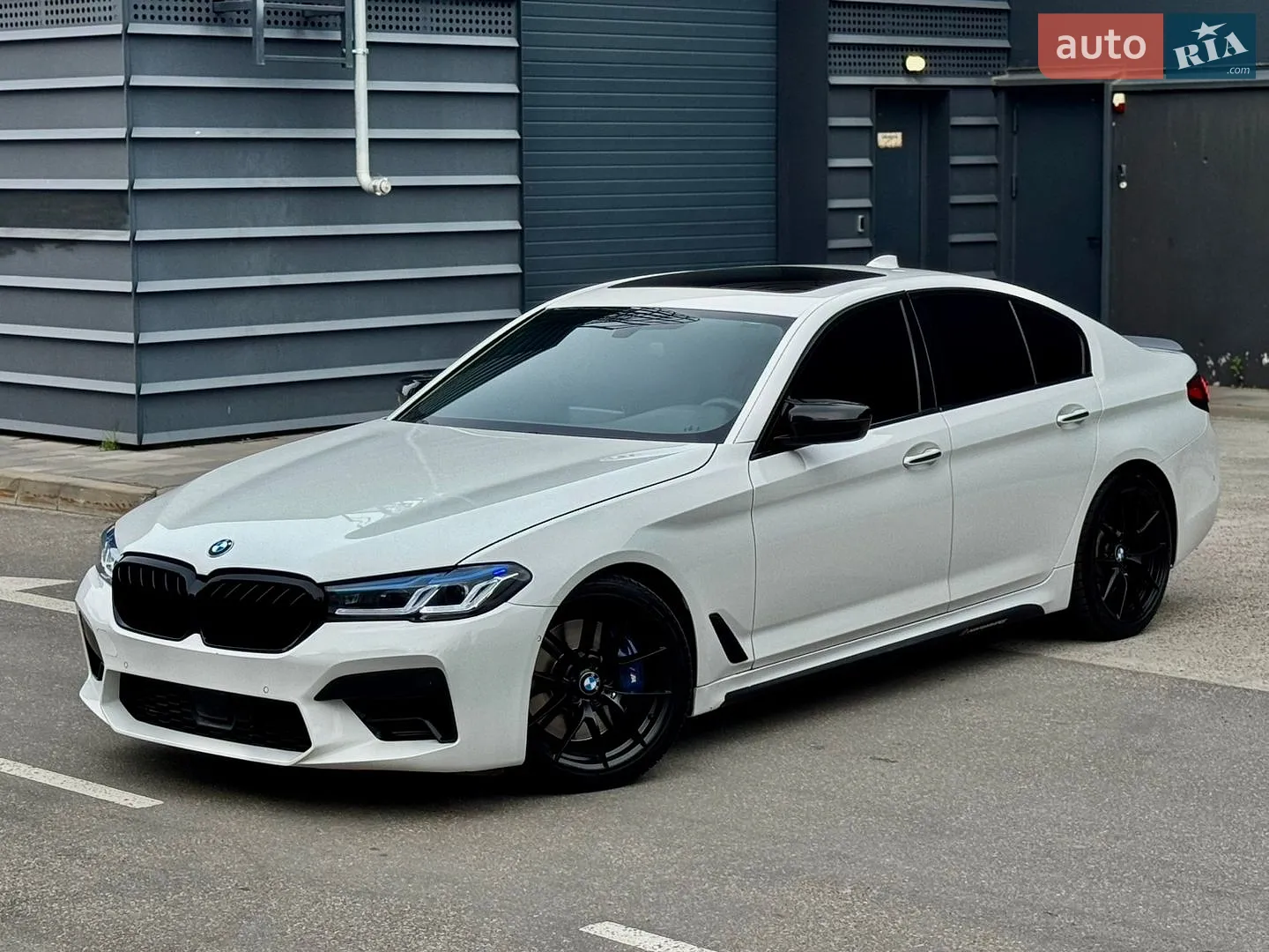 2017 BMW 5er - фото 1