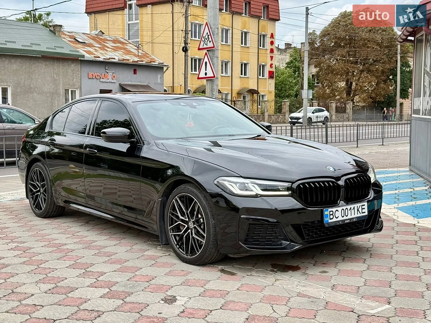 2018 BMW 5er - мініатюра 2
