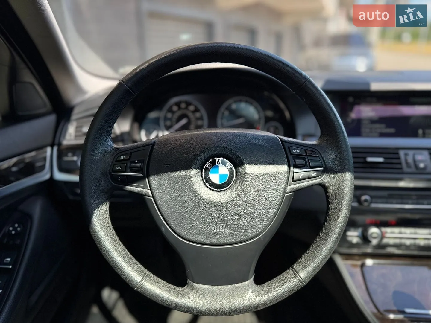 2012 BMW 5er - мініатюра 19