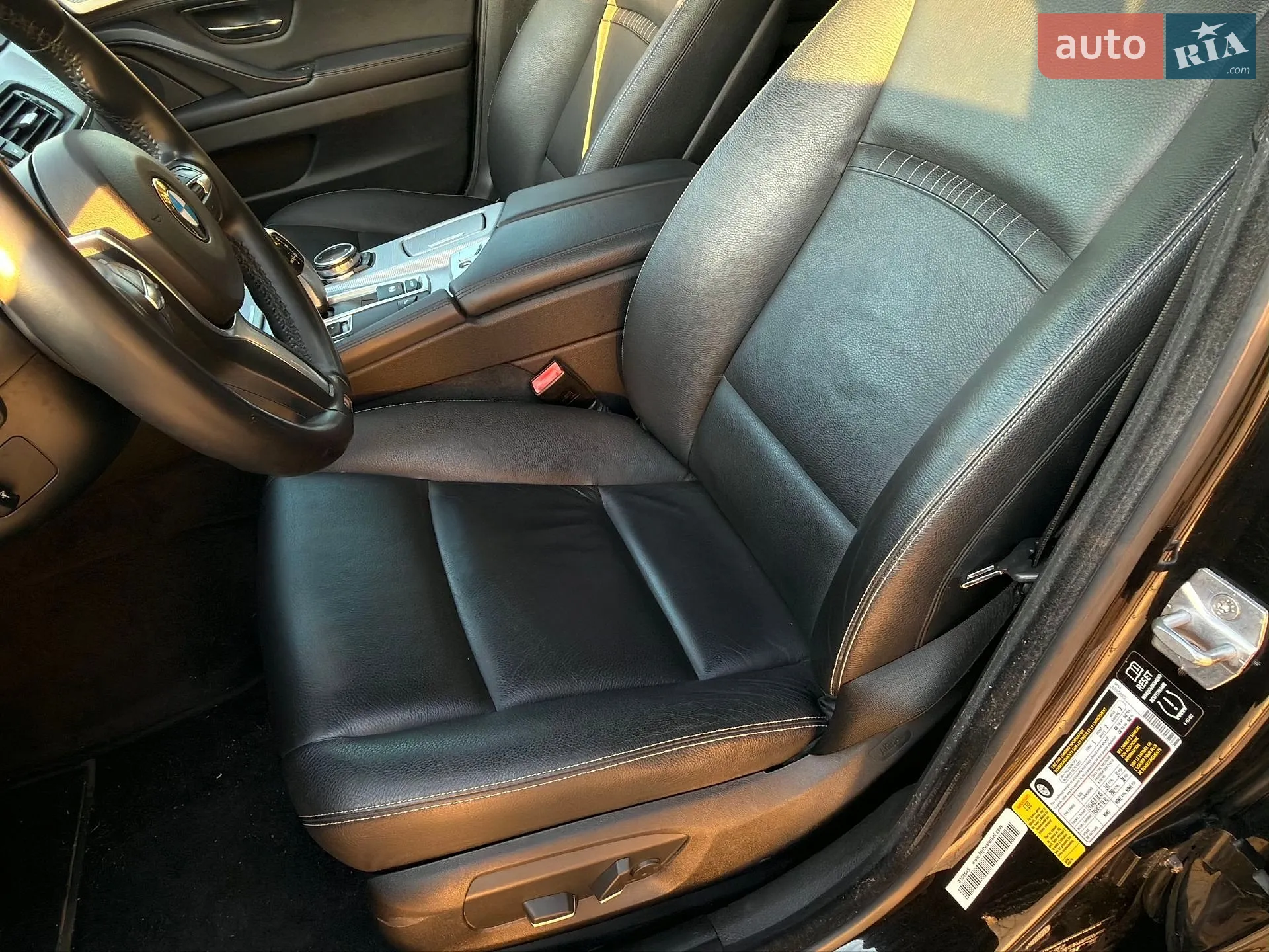2014 BMW 5er - мініатюра 18