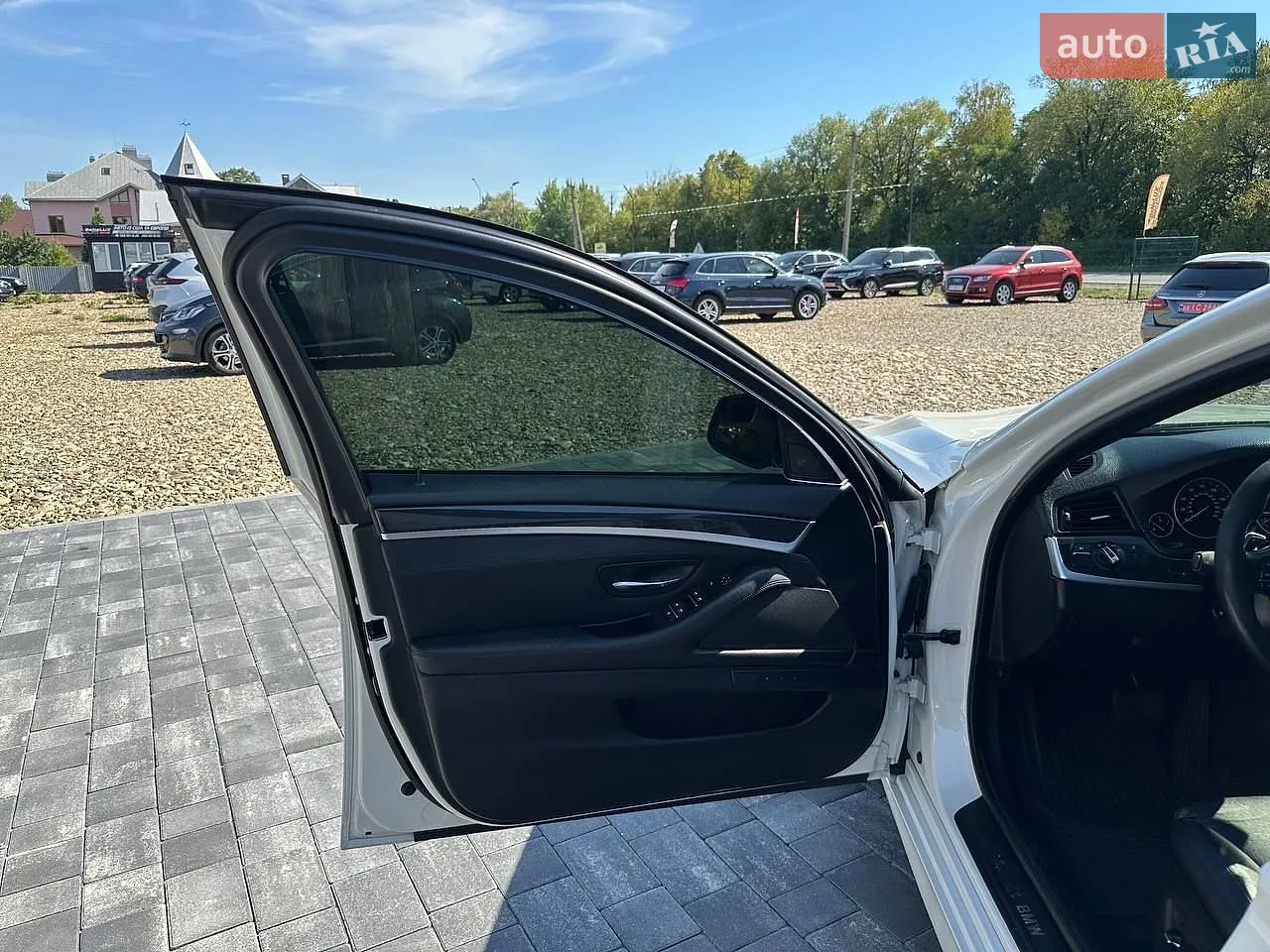 2012 BMW 5er - мініатюра 9
