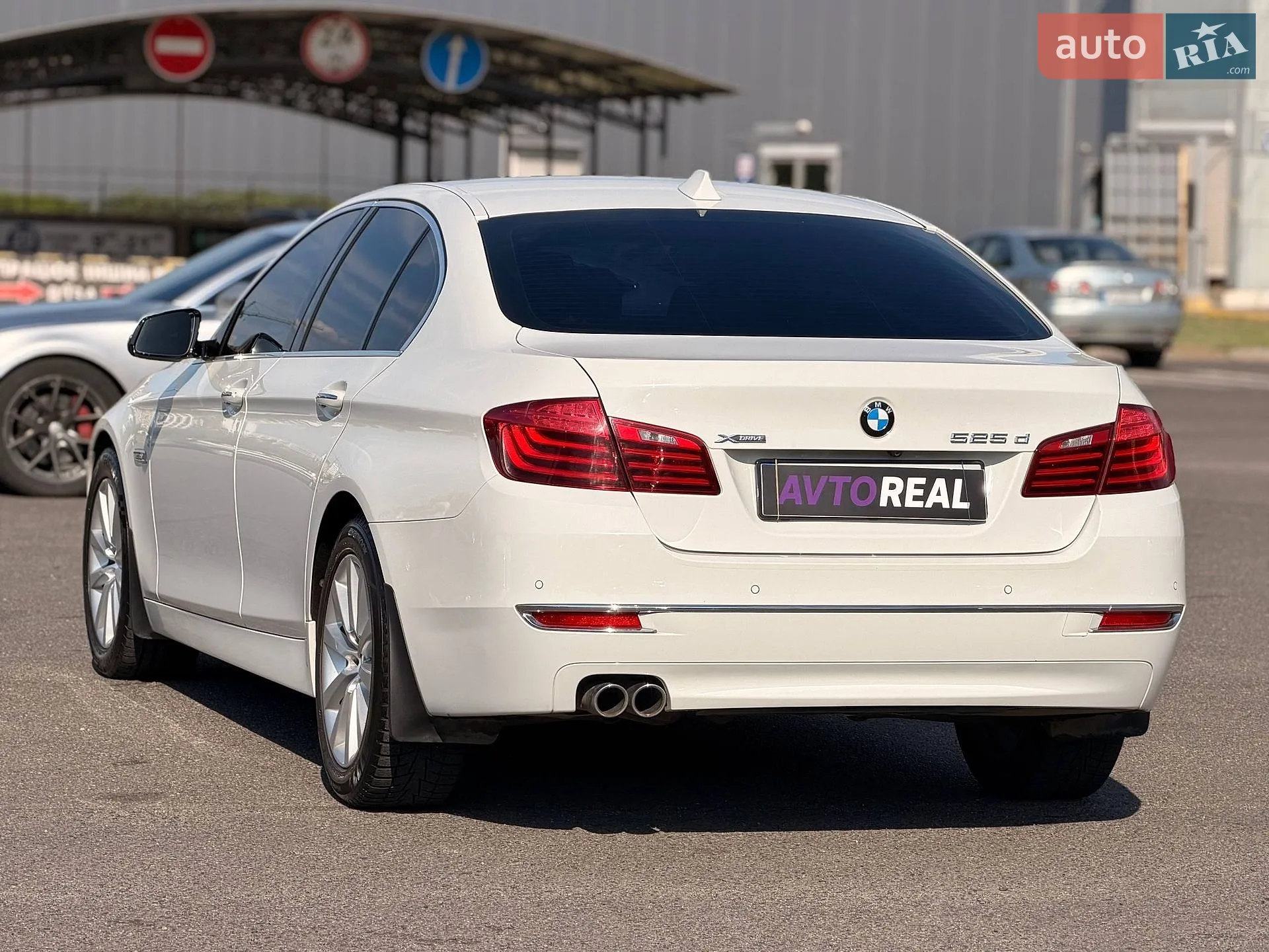 2015 BMW 5er - мініатюра 23