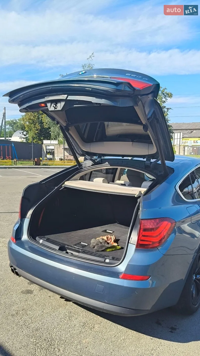 2010 BMW 5er - мініатюра 18