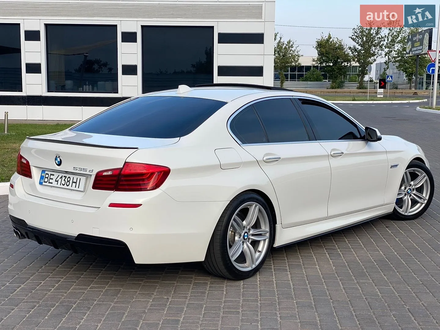 2013 BMW 5er - мініатюра 4