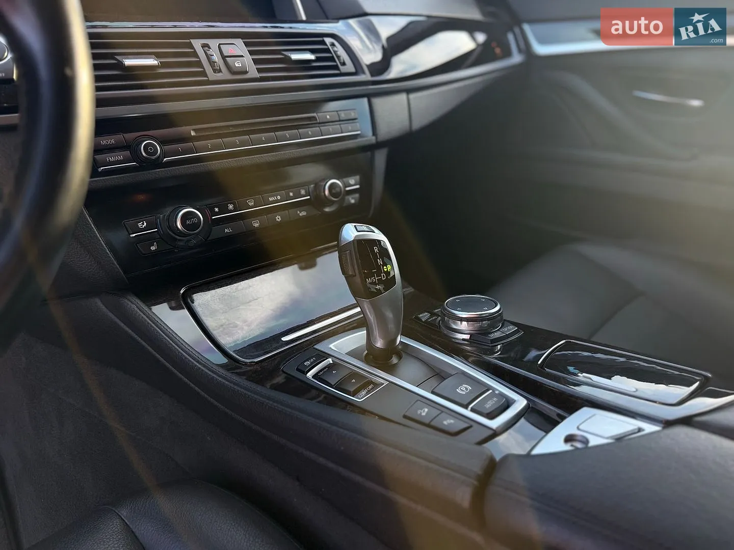 2015 BMW 5er - мініатюра 15