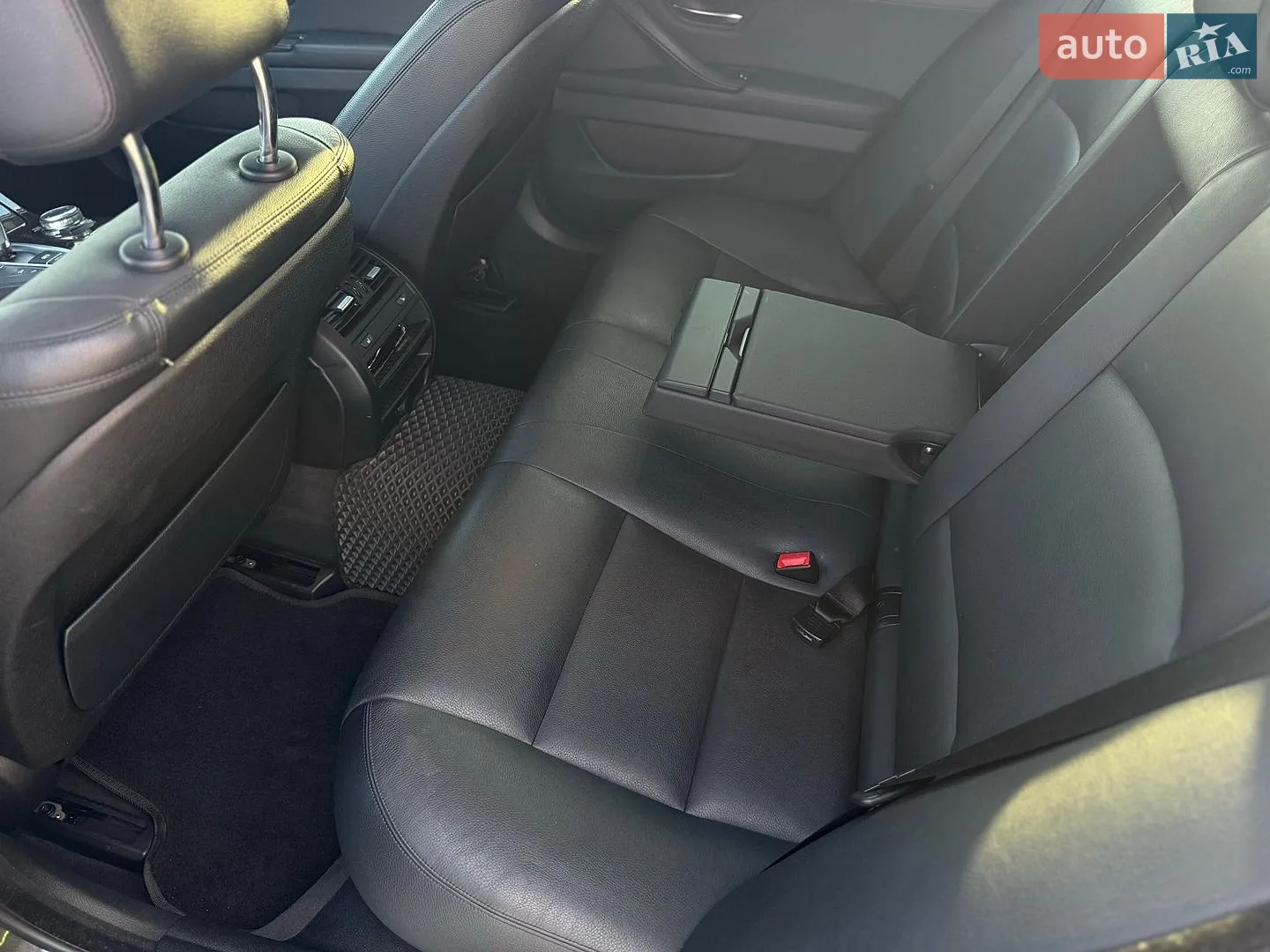 2015 BMW 5er - мініатюра 21