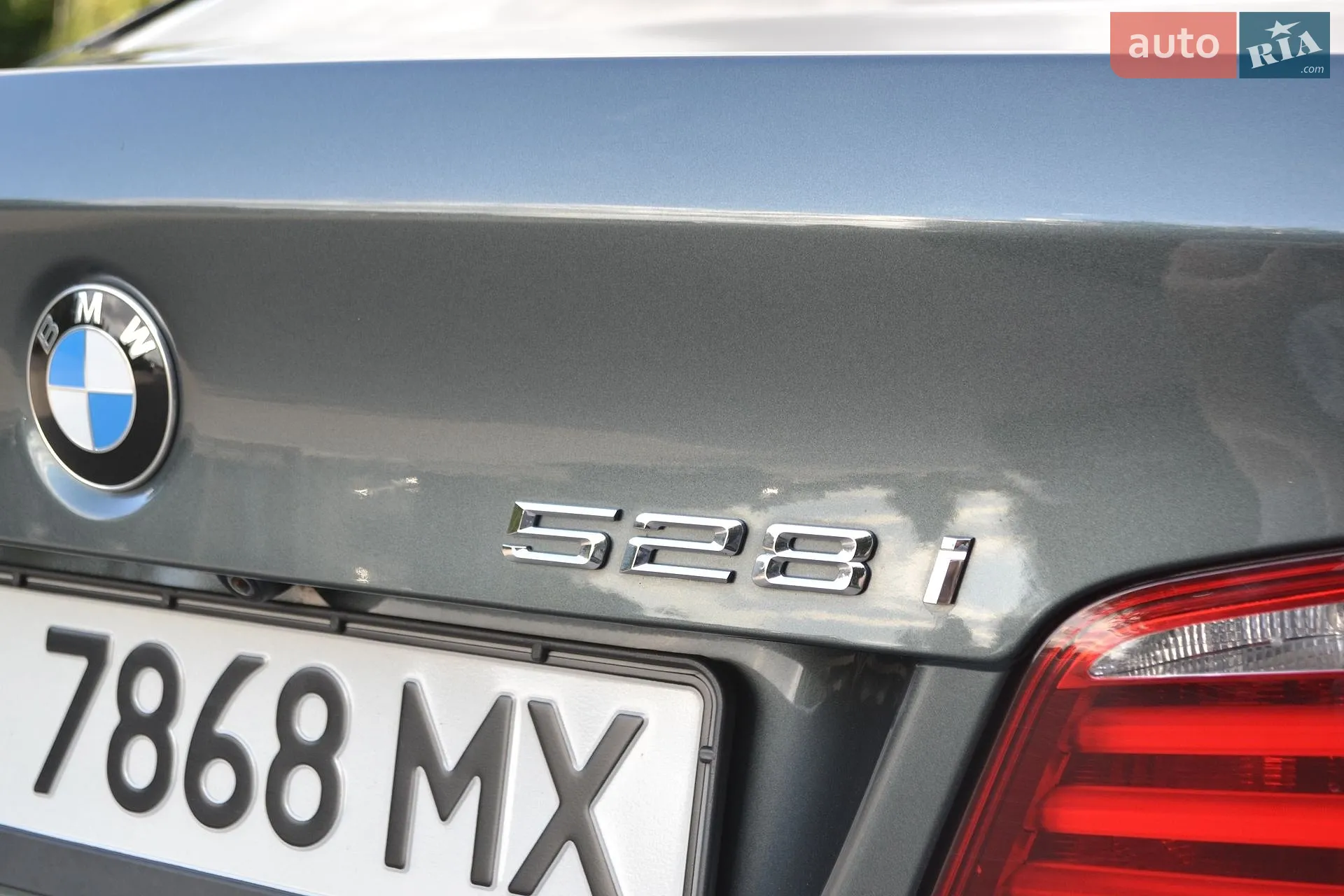 2011 BMW 5er - мініатюра 8