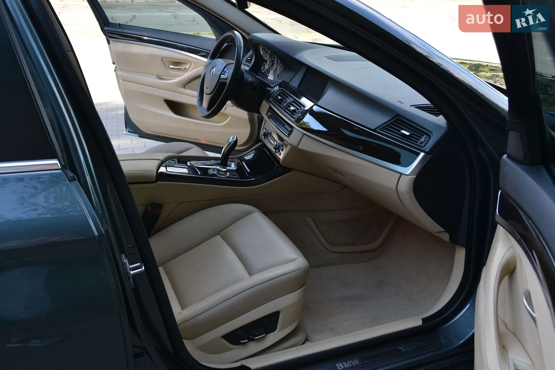 2011 BMW 5er - мініатюра 24