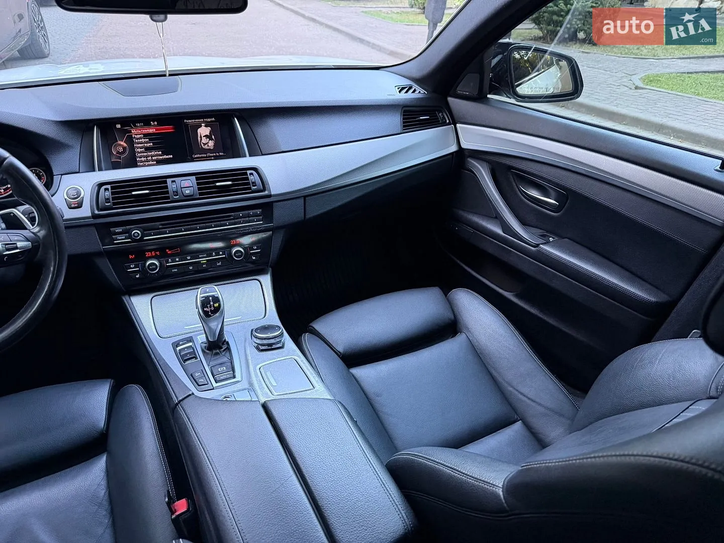 2016 BMW 5er - мініатюра 5