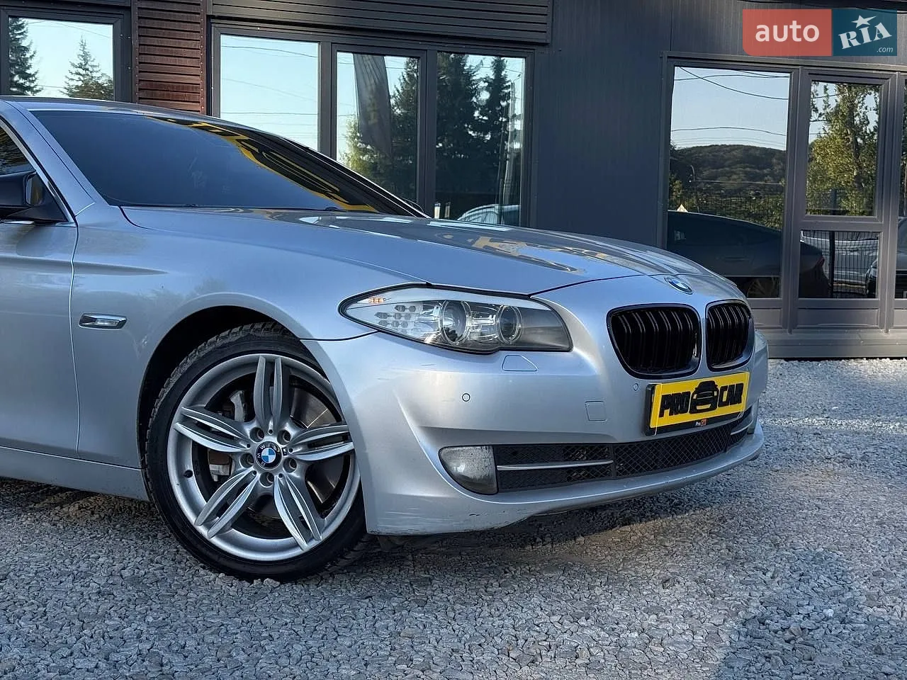 2010 BMW 5er - мініатюра 3