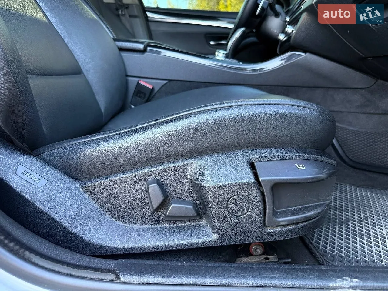 2010 BMW 5er - мініатюра 14