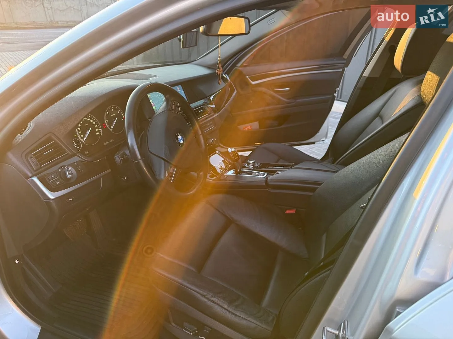 2011 BMW 5er - мініатюра 8