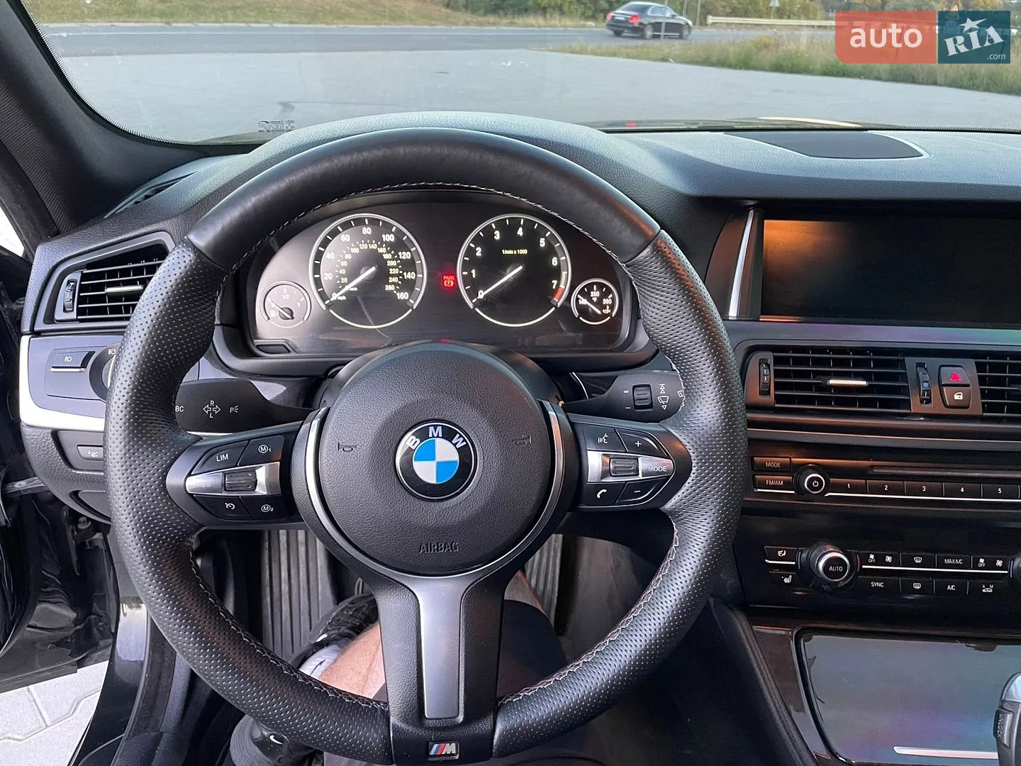 2014 BMW 5er - мініатюра 14