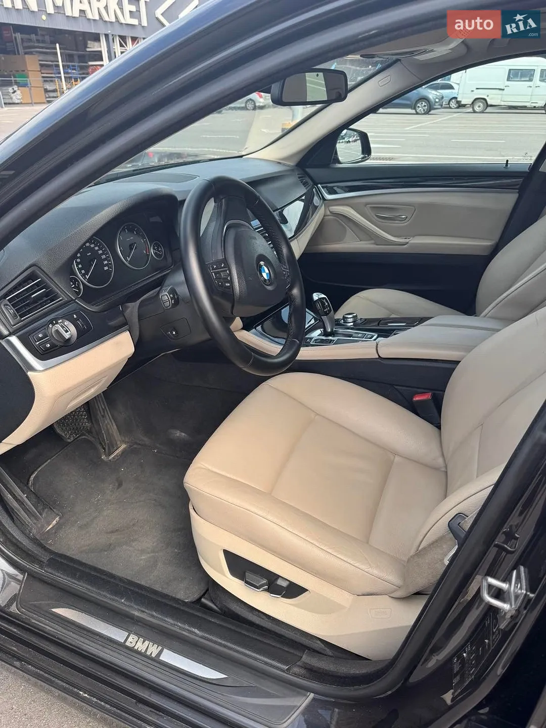 2011 BMW 5er - мініатюра 17