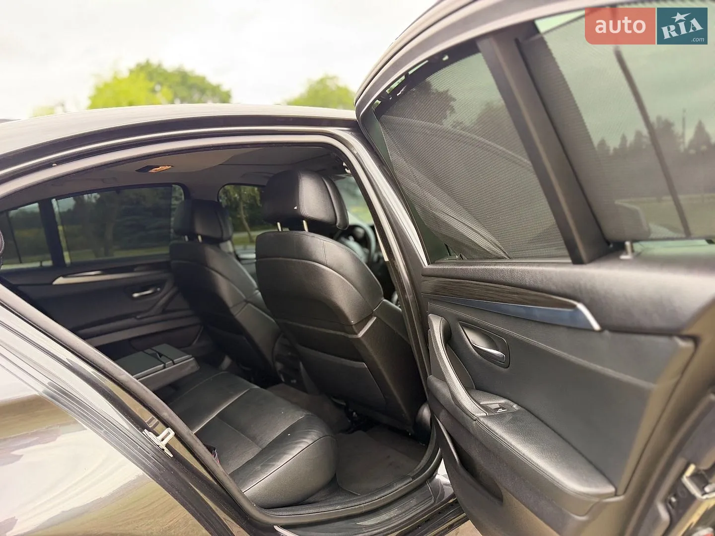 2010 BMW 5er - мініатюра 21