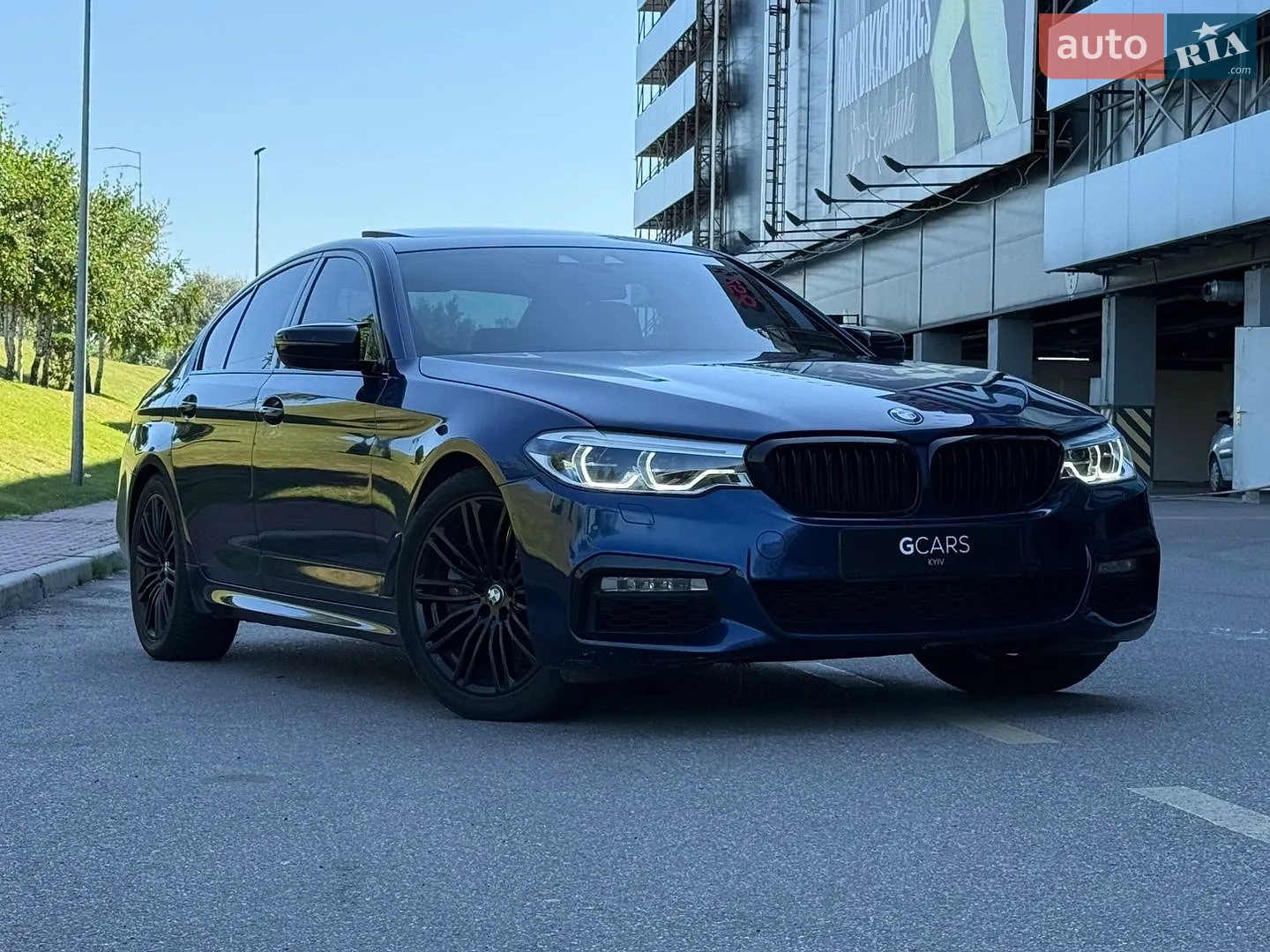 2019 BMW 5er - фото 1