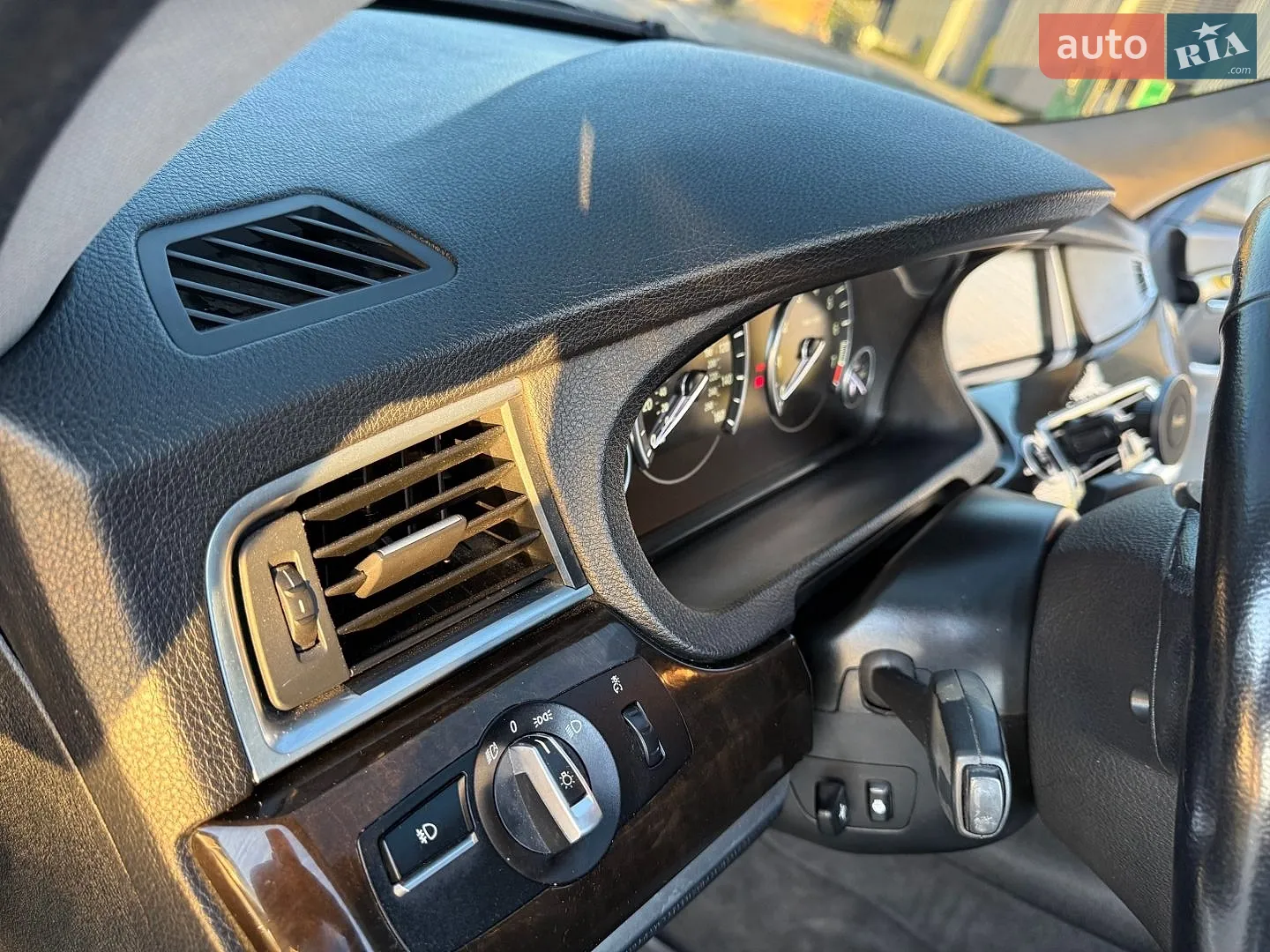 2011 BMW 5er - мініатюра 27
