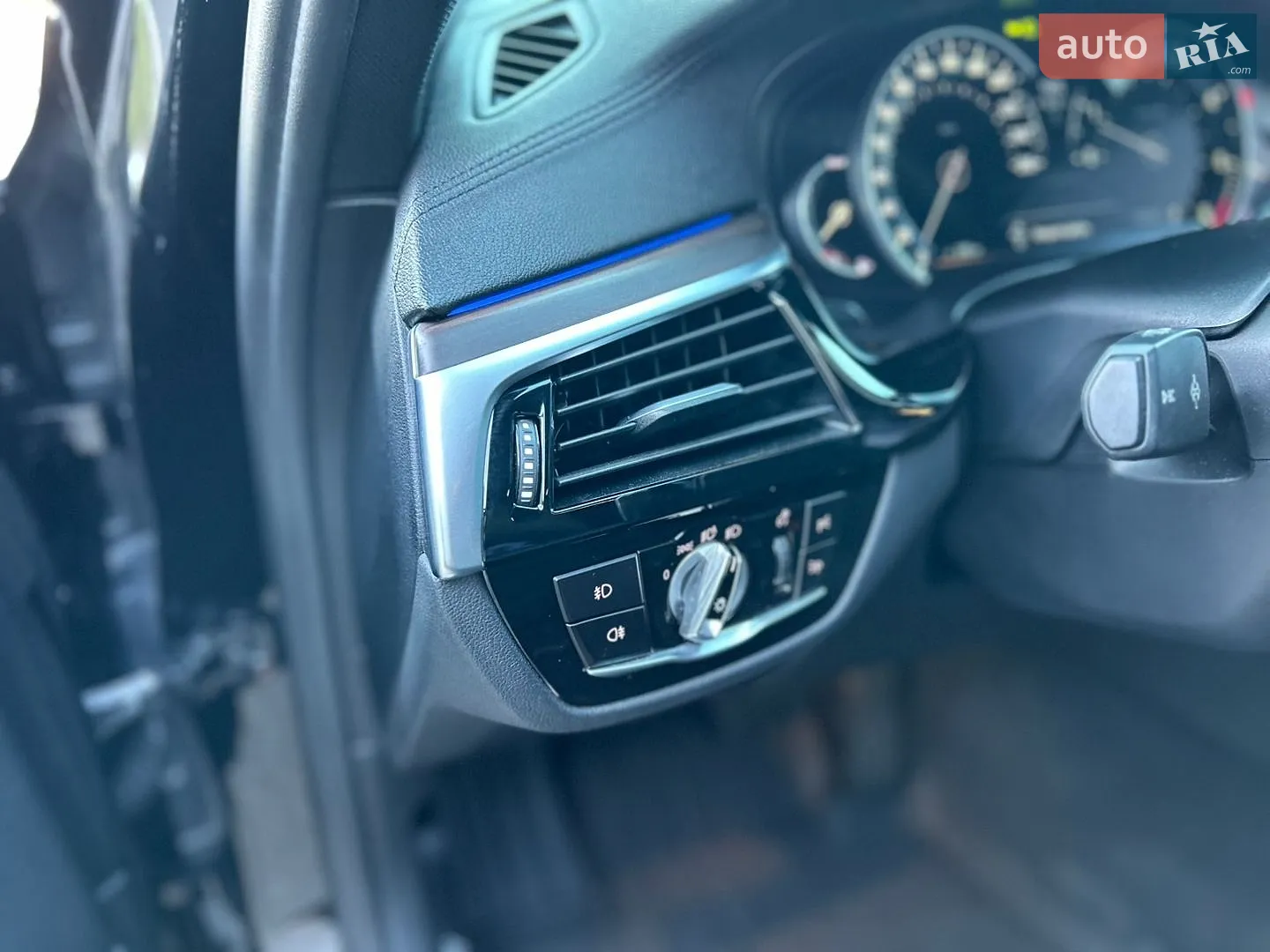 2017 BMW 5er - мініатюра 14
