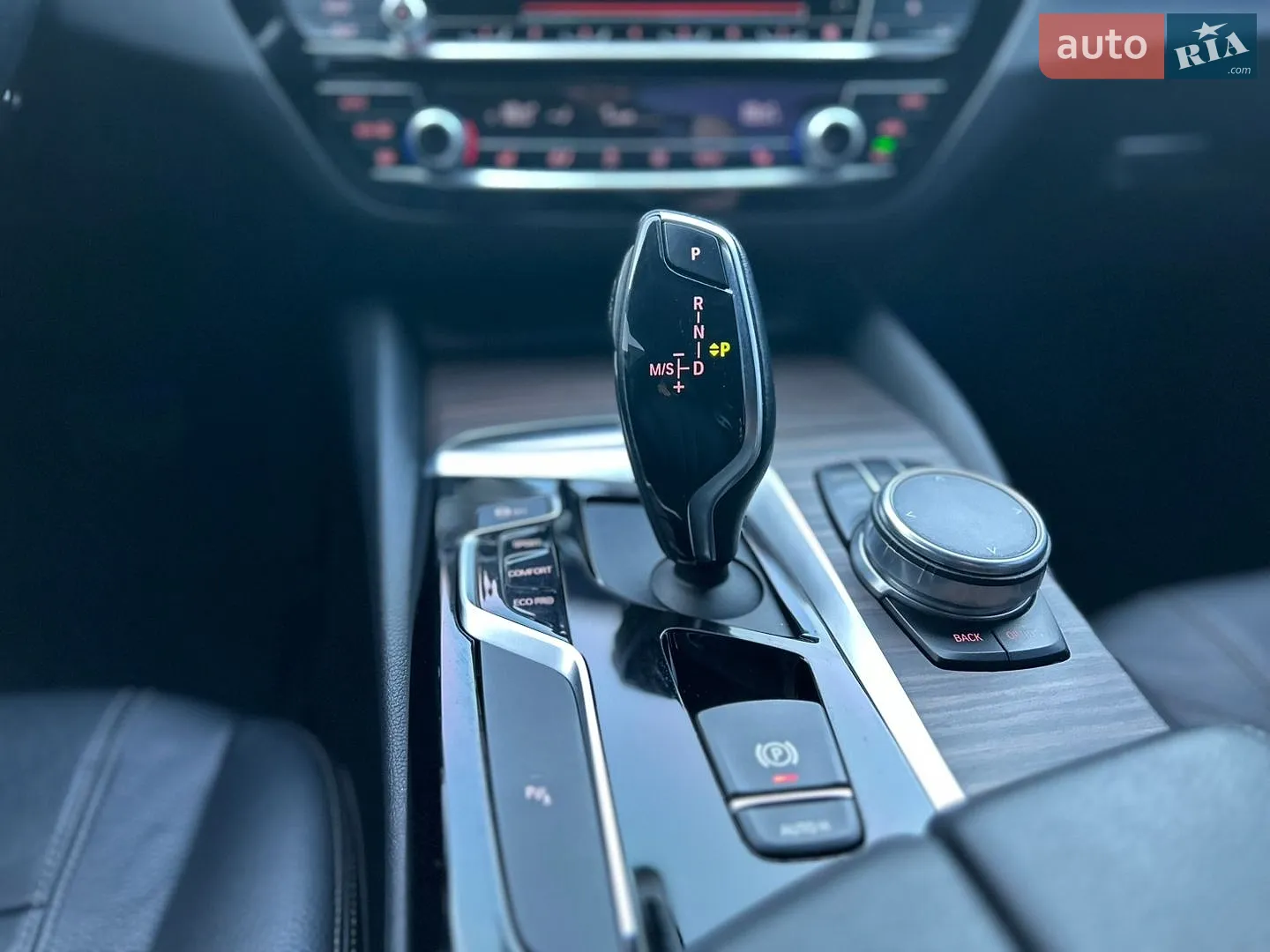 2017 BMW 5er - мініатюра 16