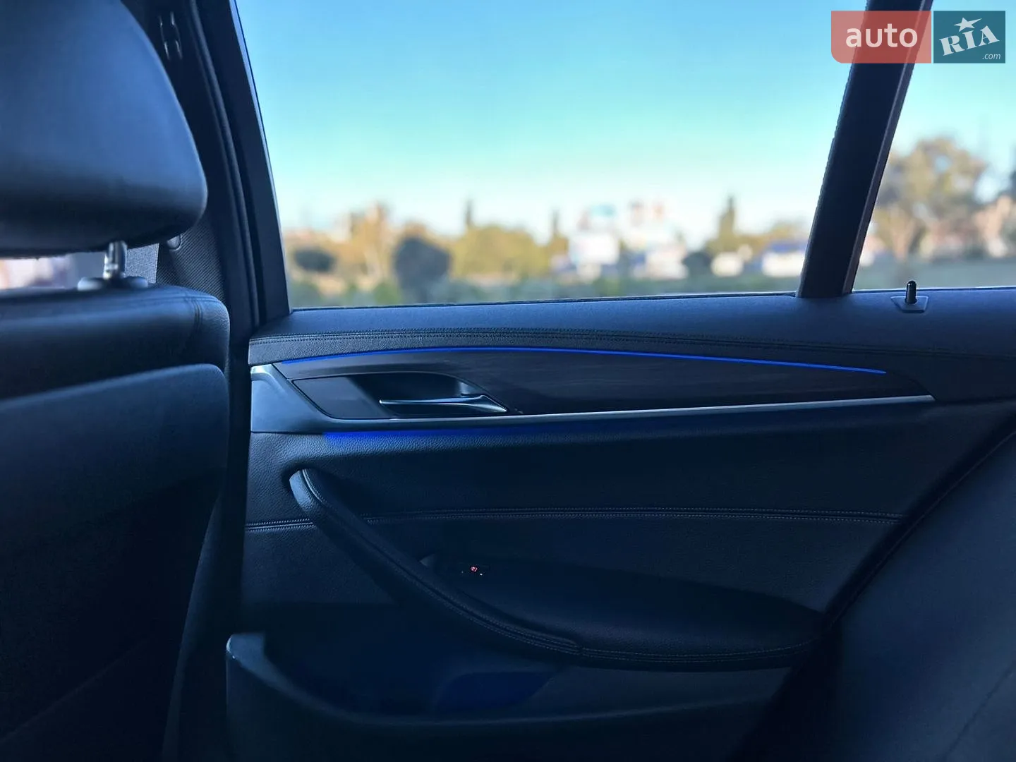 2017 BMW 5er - мініатюра 18