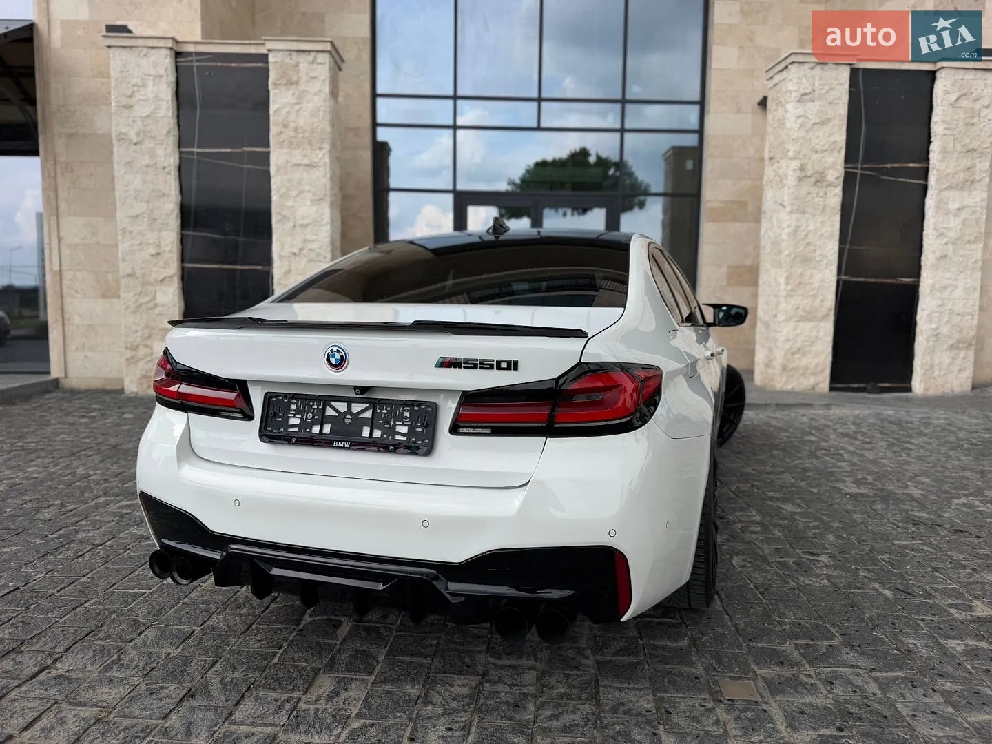 2017 BMW 5er - мініатюра 10