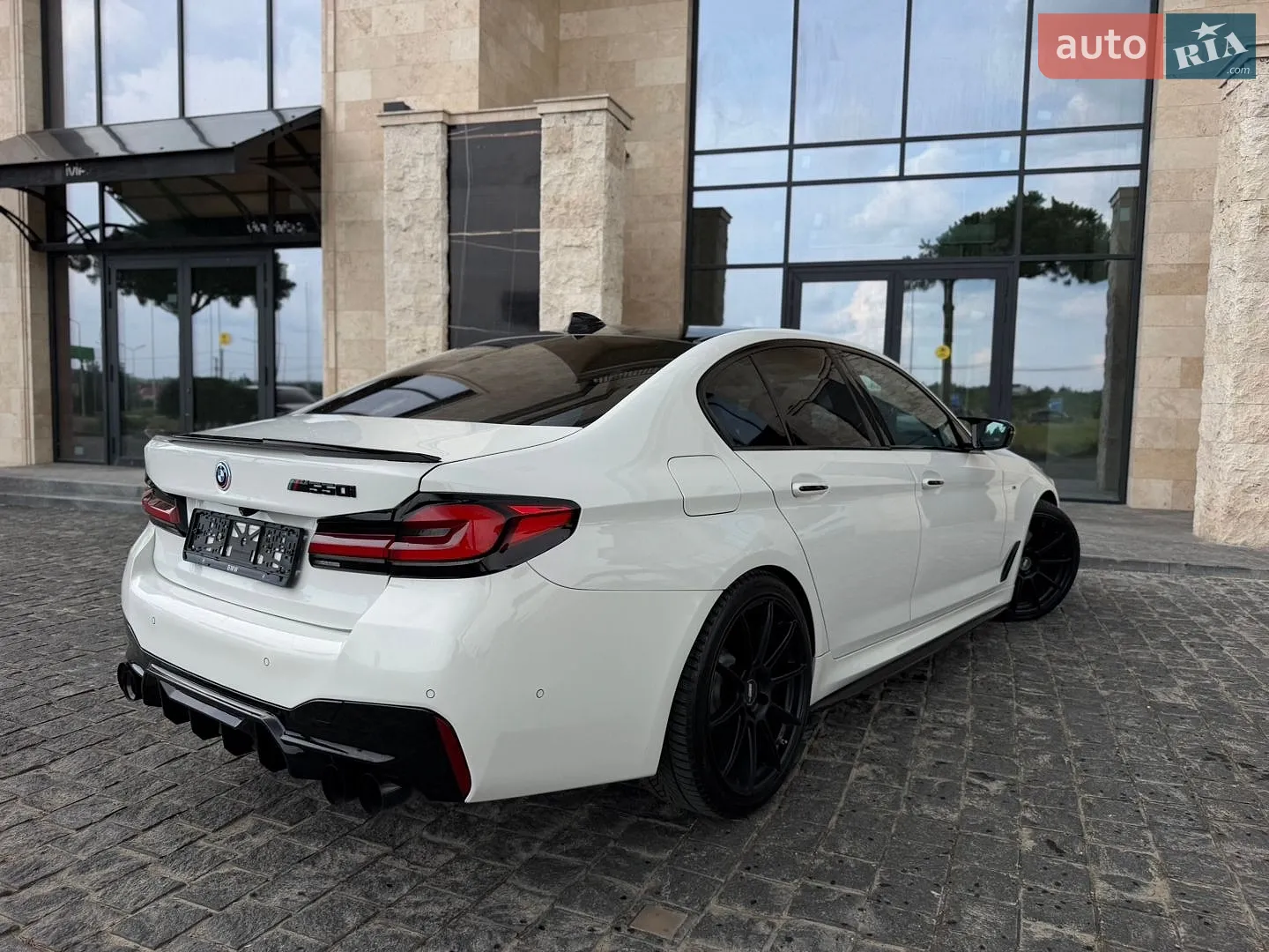 2017 BMW 5er - мініатюра 13