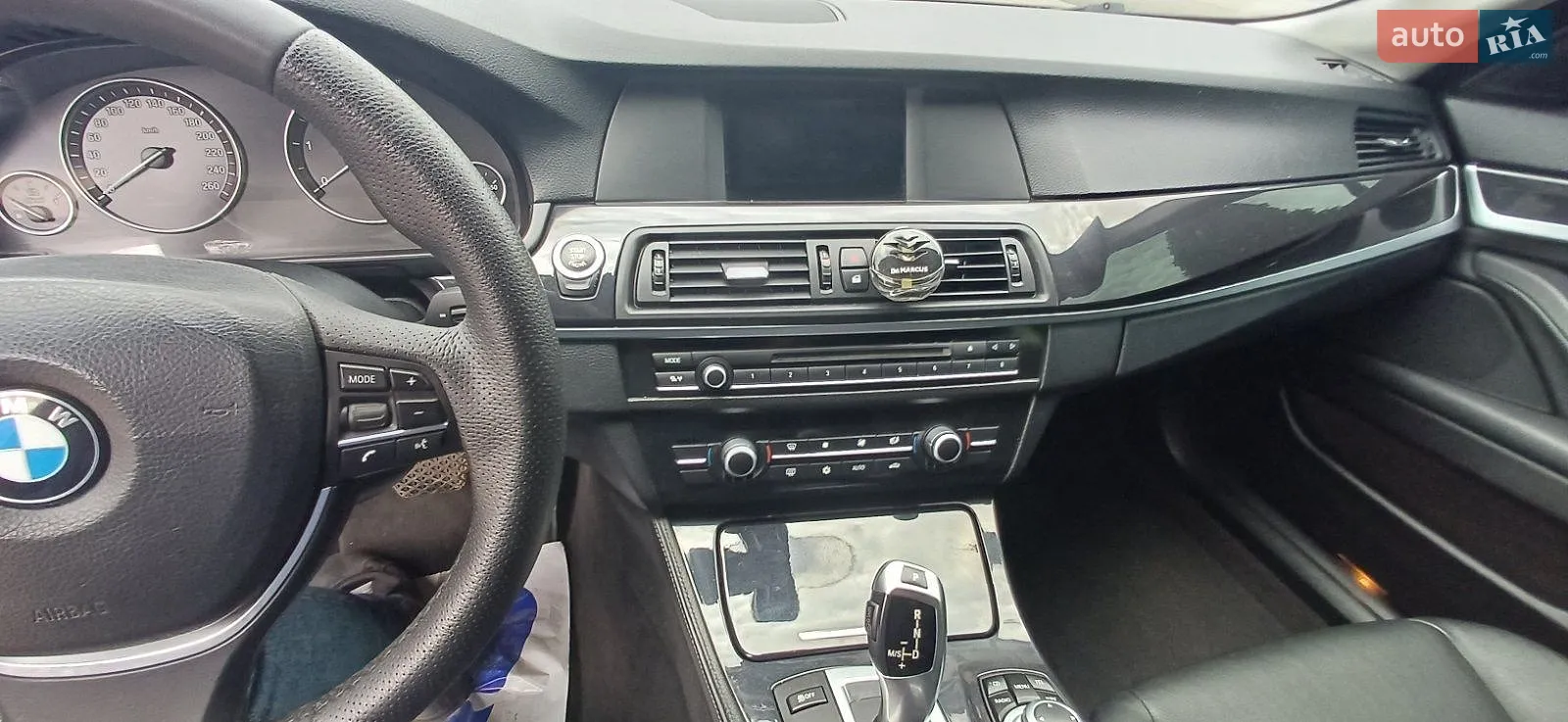 2011 BMW 5er - мініатюра 16